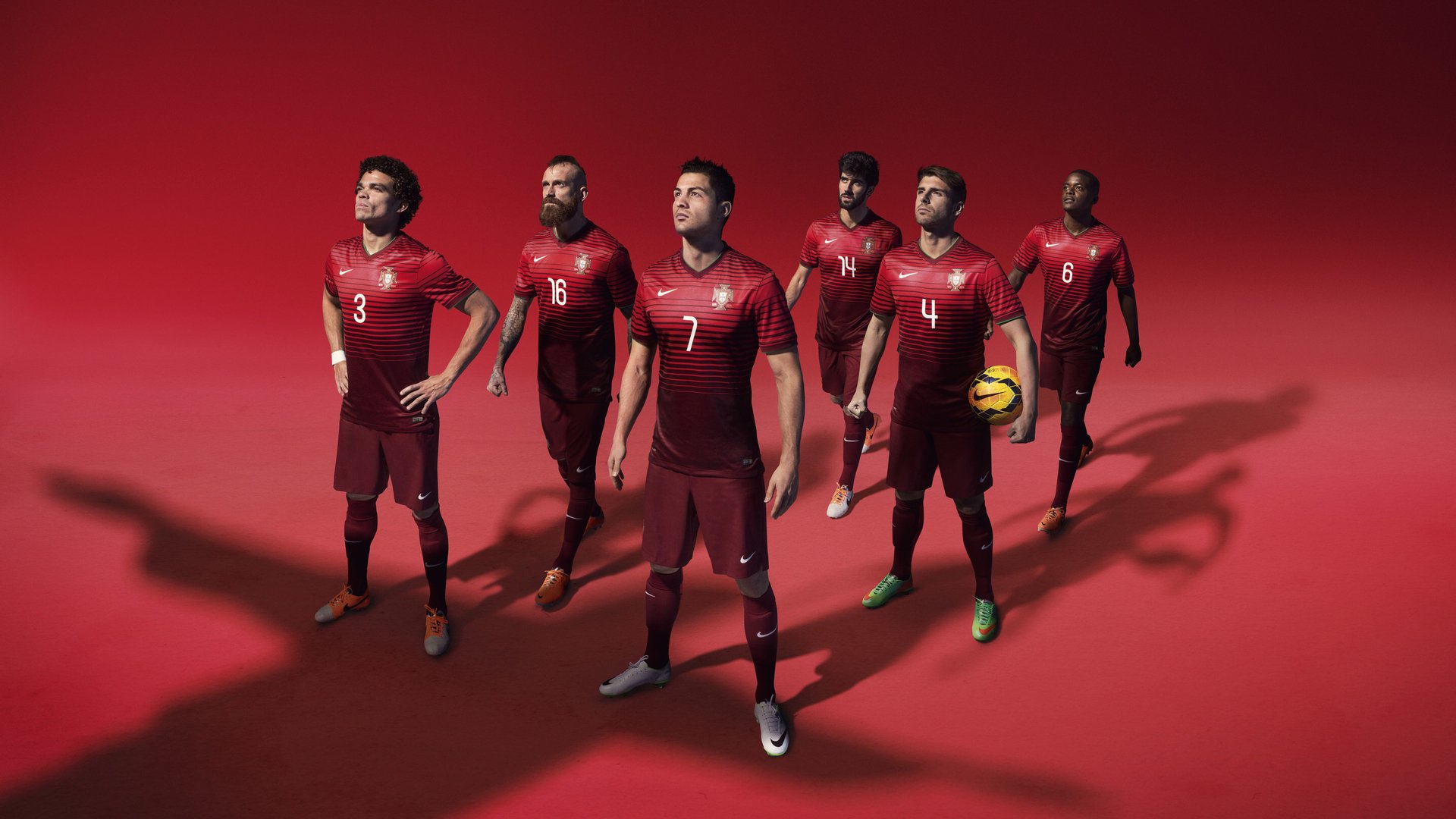 特色足球文化旅游合作项目在多地落地，带动地方经济增长，足球特色城市