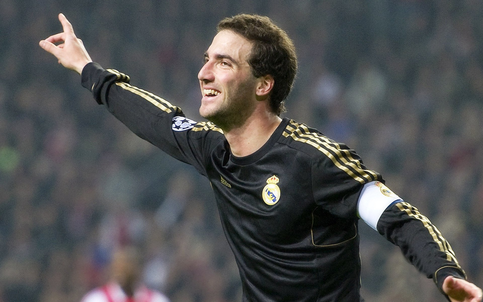 英格兰俱乐部是否应减少外援依赖，英格兰球队怎么样